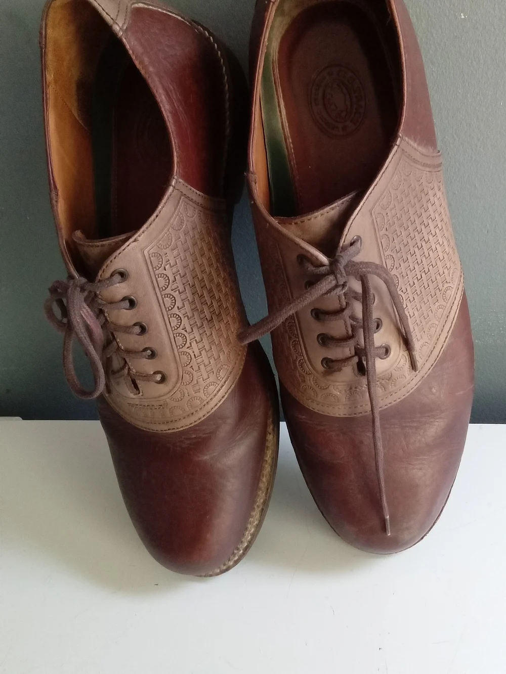Vintage Brown Leather Saddle Shoes Embossed Tan Overlay Oxford Mens Laced Shoes